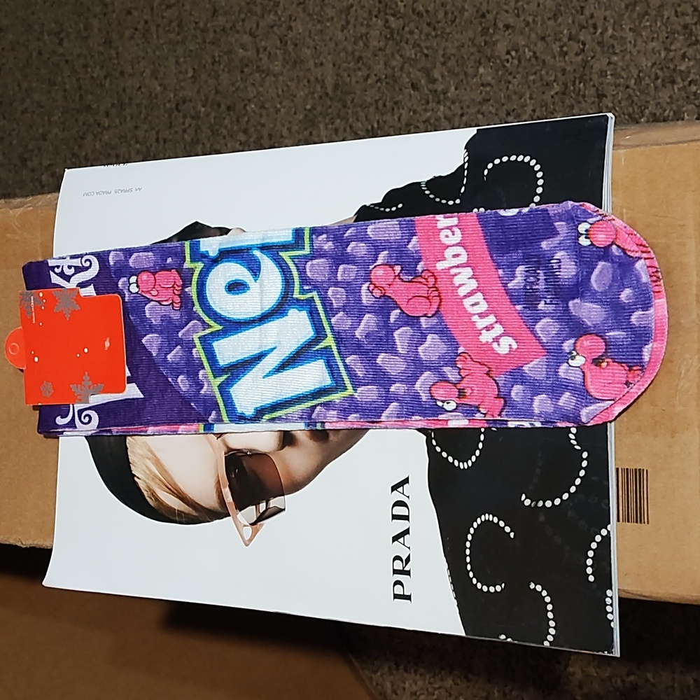 Nerds strawberry tiny,tangy crunchy candy socks new never used